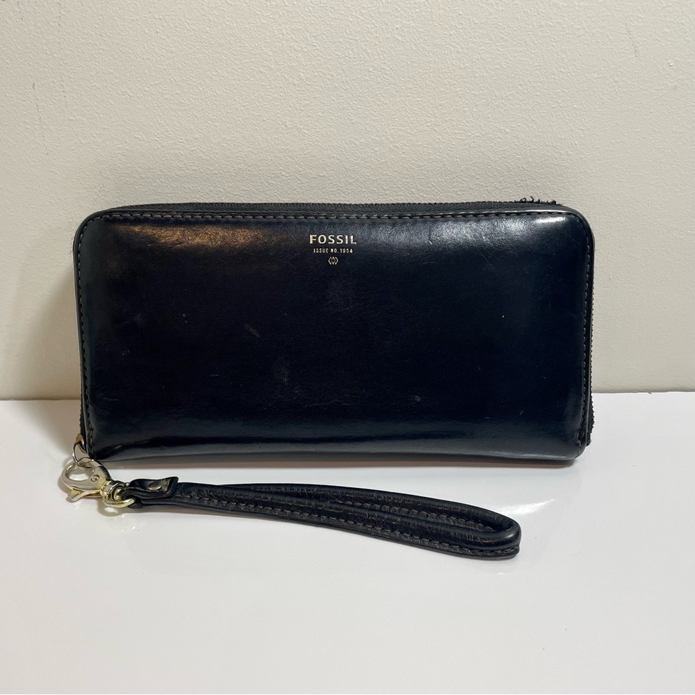 Fossil leather wallet